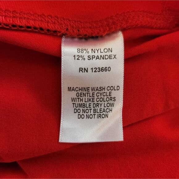 Splits59 Nova Performance Capri Pant in Eros Small - Picture 11 of 11